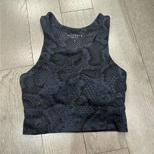 ALLFENIX Black Snake Pattern Workout Top